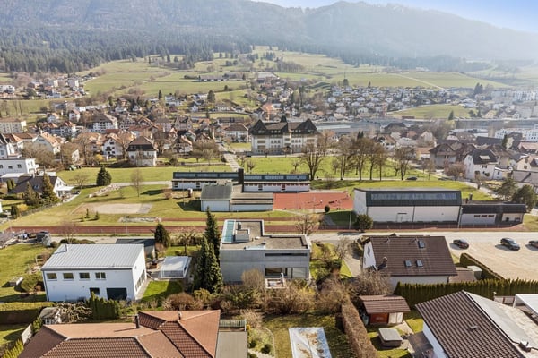 Villa à vendre à Reconvilier - lumière et qualité de vie dans le Jura 13