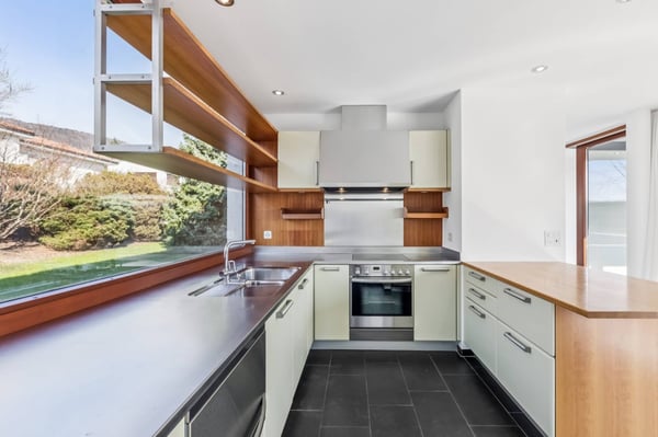 Villa à vendre à Reconvilier - lumière et qualité de vie dans le Jura 8