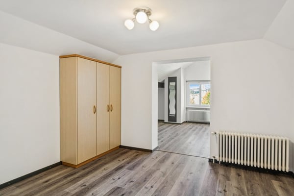 Superbe opportunité : Spacieux appartement duplex rénové en 2026 10