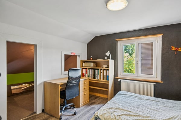 Superbe opportunité : Spacieux appartement duplex rénové en 2026 8