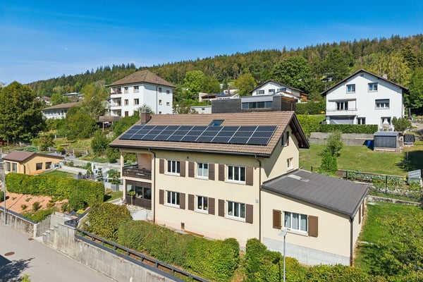 Superbe opportunité : Spacieux appartement duplex rénové en 2026 2