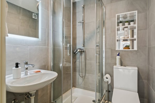 Superbe opportunité : Spacieux appartement rénové en 2026 11