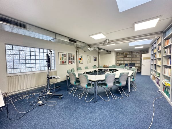 Spacieux bureau de 350m2 à remettre ! 3