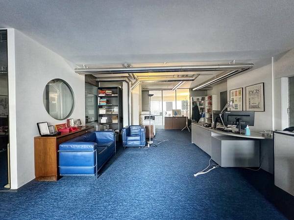 Spacieux bureau de 350m2 à remettre ! 8