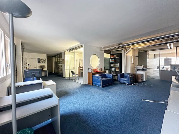 Spacieux bureau de 350m2 à remettre ! 4
