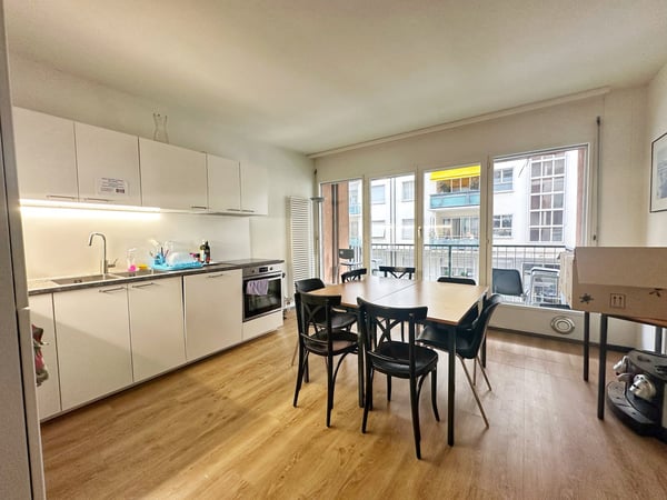 Spacieux bureau de 350m2 à remettre ! 14