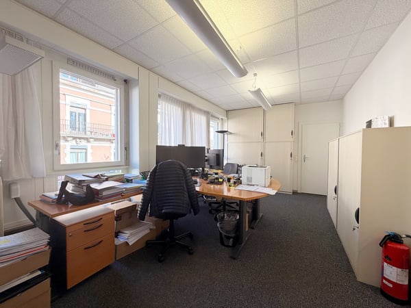 Bureaux modernes de 2 pièces au cœur de Genève 15