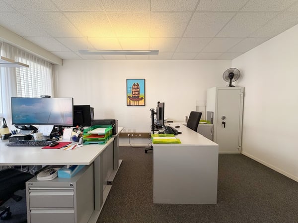 Bureaux modernes de 2 pièces au cœur de Genève 11