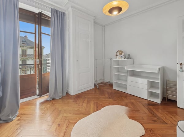 Charmant appartement de 5 pièces (2 chambres) au cœur de Genève – Boulevard Helvétique 14