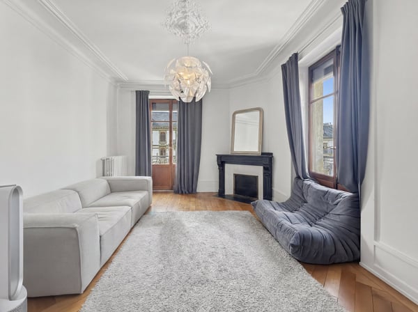 Charmant appartement de 5 pièces (2 chambres) au cœur de Genève – Boulevard Helvétique 1