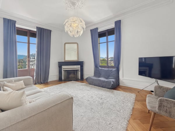 Charmant appartement de 5 pièces (2 chambres) au cœur de Genève – Boulevard Helvétique 2
