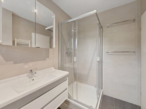 Superbe duplex meublé de 200 m² avec jardin privatif et terrasse – Chambésy 11