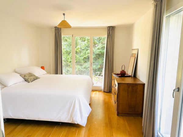 Superbe duplex meublé de 200 m² avec jardin privatif et terrasse – Chambésy 6