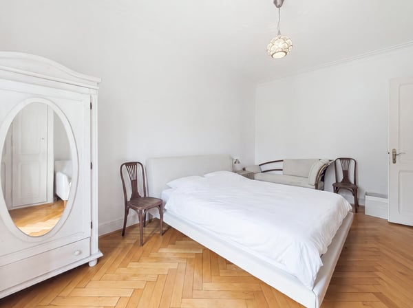 Appartement meublé avec balcons - Bail jusqu'au 31 août 2027 14