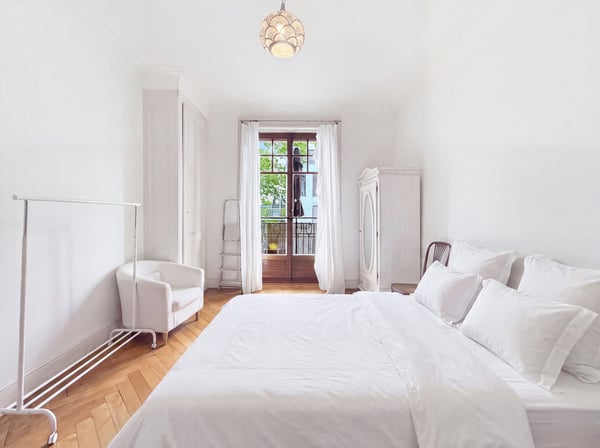 Appartement meublé avec balcons - Bail jusqu'au 31 août 2027 13
