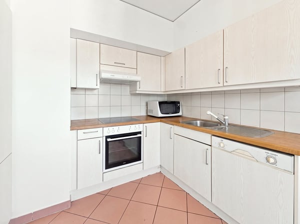 Duplex de 1 pièces avec balcon en attique 7