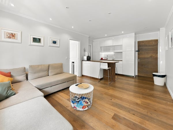 Charmant appartement de 2 pièces meublé avec terrasse – Rue Liotard, Genève 2