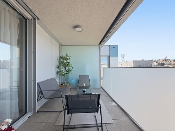 Appartement moderne en plein centre avec parking 13