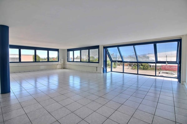 Administratif/Bureau 200 m2 à Gland 1