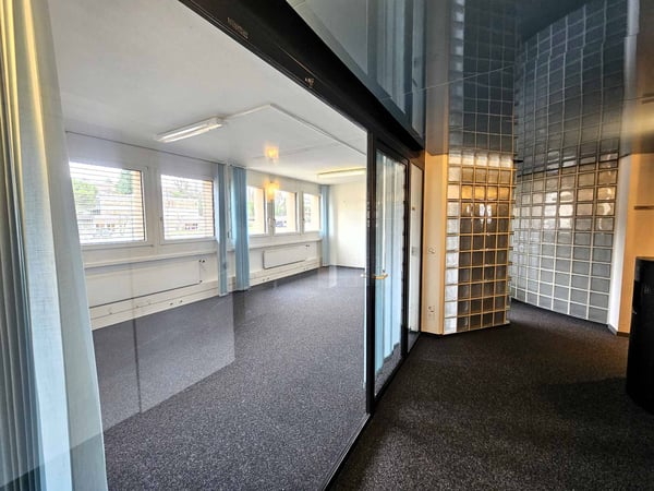 Belle surface de bureaux d'env. 280 m2 4