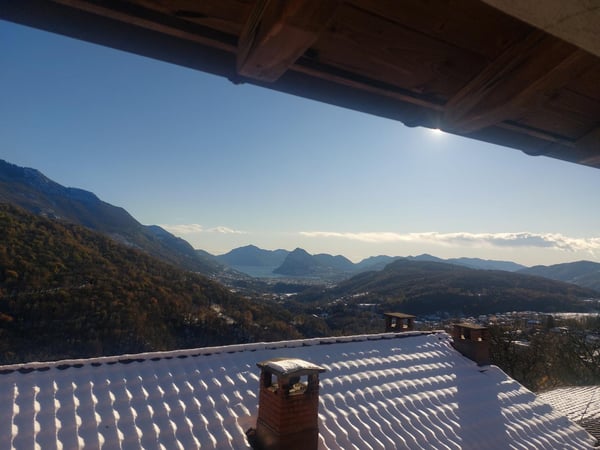 Capriasca-Lopagno: Zum Verkauf ein Gebäude mit drei Wohnungen und spektakulärem Blick 4