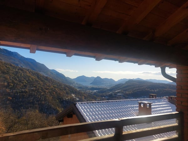 Capriasca-Lopagno: Zum Verkauf ein Gebäude mit drei Wohnungen und spektakulärem Blick 13