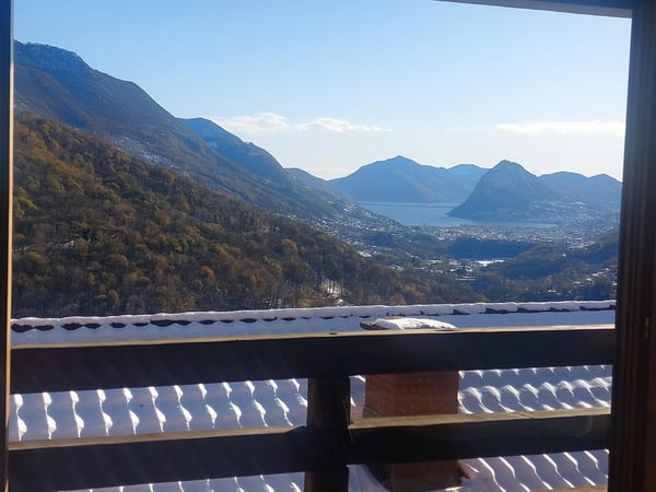 Capriasca-Lopagno: Zum Verkauf ein Gebäude mit drei Wohnungen und spektakulärem Blick 5