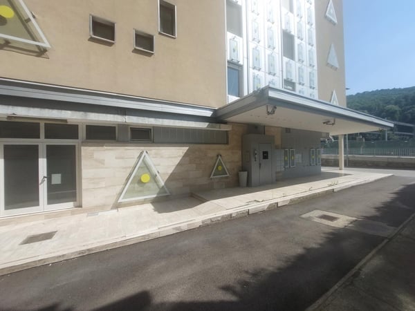 Chiasso - EDIFICIO COMMERCIALE 7