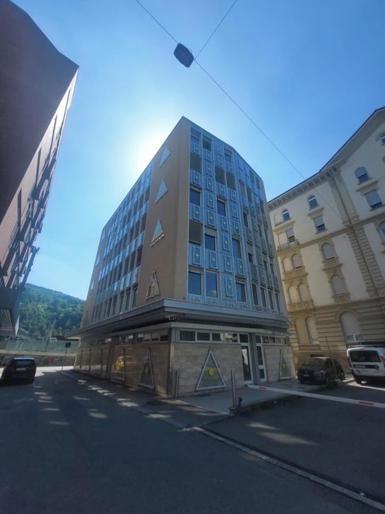 Chiasso - EDIFICIO COMMERCIALE 1