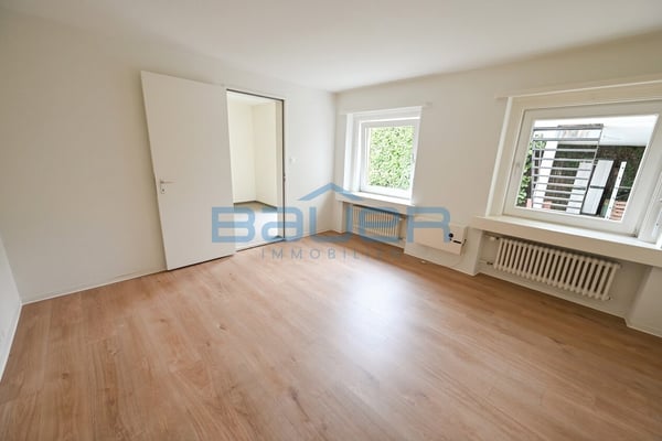 3.5-Zimmer-Wohnteil mit Seesicht und Garten 9