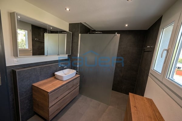 Viel Platz für die ganze Familie 7.5-Zimmer-Reihenhaus mit Garten 10