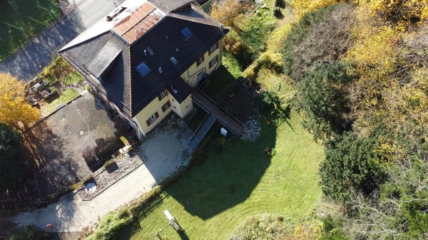 UNIQUE : Maison terrasse de 2.5 pièces avec vue sur la campagne 1