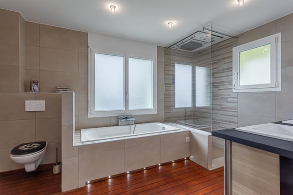 Villa de 5.5 pièces : Elégance contemporaine et panorama d'exception ! 5