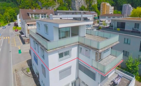 Exklusive Attika-Maisonette mit Panorama-Aussicht in bester Lage von Stansstad