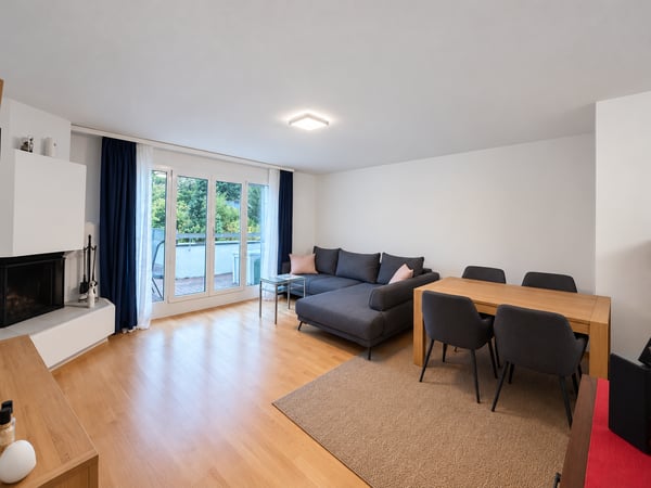 Charmante Dachwohnung mit Balkon und schöner Aussicht in Zofingen 6
