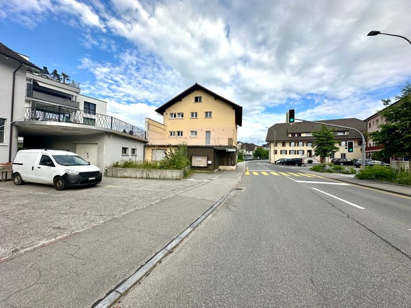 Ihr eigener Salon in Menziken – Coiffeur- oder Beautyfläche, Hauptstrasse 4