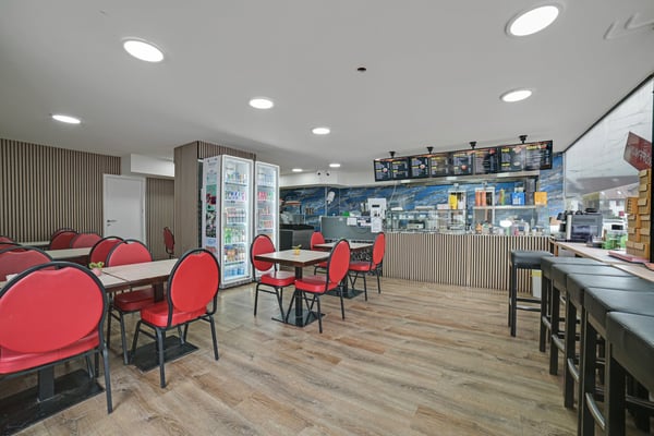 Moderne Gastronomie-Räumlichkeiten in zentraler Lage von Dietikon 2