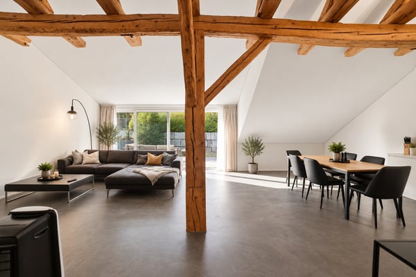 Ein Zuhause zum Wohlfühlen: 5.5-Zimmer-Doppelhaushälfte mit Garten und Terrasse 2