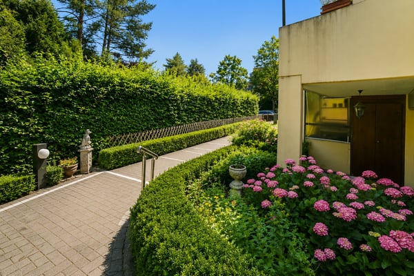 Charmantes 6.5-Zimmer-Einfamilienhaus in Stadt Zürich 16