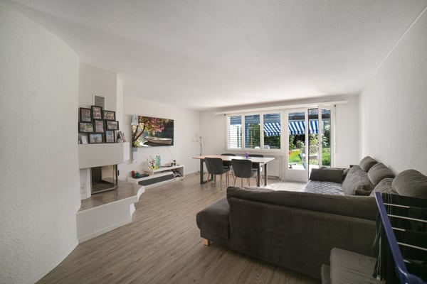 Charmantes 5.5-Zimmer-Reihenhaus in Bäretswil 2