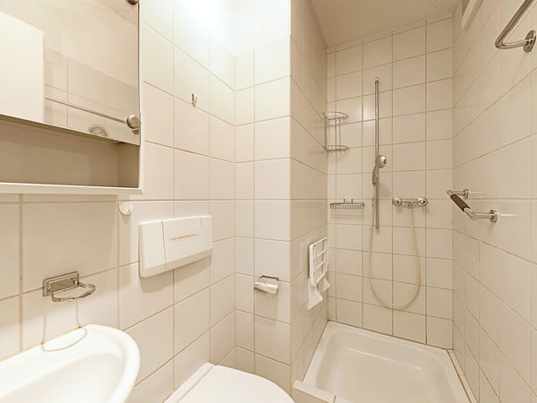 Zentrale Stadtwohnung - 1.5 Zimmer 1. OG 8