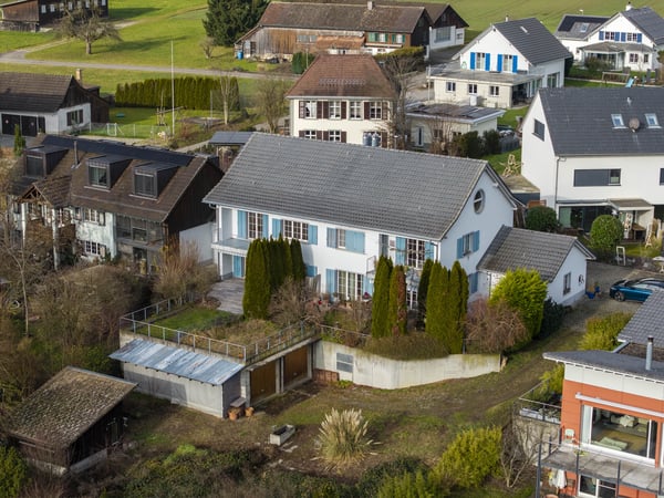 Doppelhaus-Ensemble mit Weitsicht und Bebauungspotenzial 1