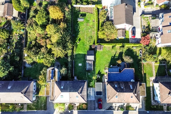 Doppelhaushälfte mit Charme und grossem Garten 3