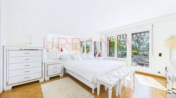 Exclusivité attique d'exception à Florissant 9