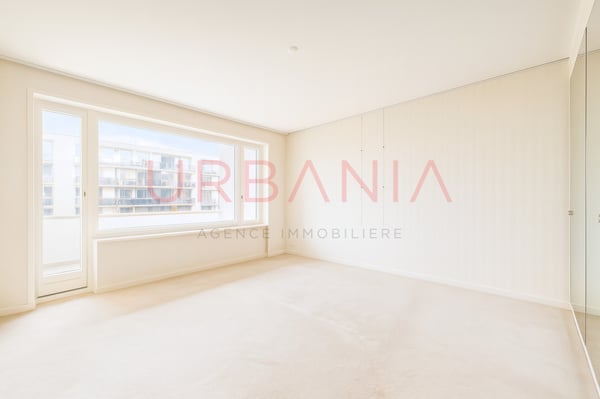 Grand appartement à rénover au coeur de Florissant 5