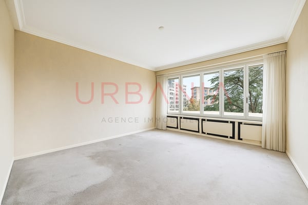 Grand appartement à rénover au coeur de Florissant 7