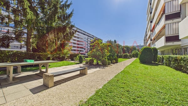 Bel appartement rénové au Grand-Lancy 11