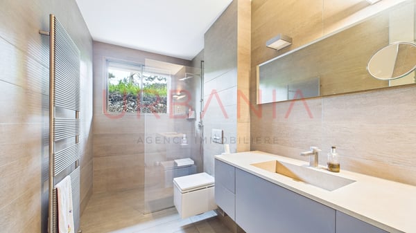 Villa individuelle avec piscine intérieure 5