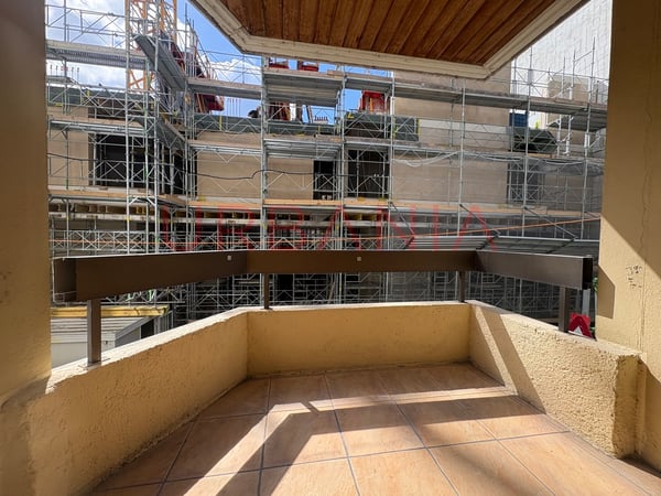 Exclusivité appartement à rénover au coeur des Eaux-Vives 12