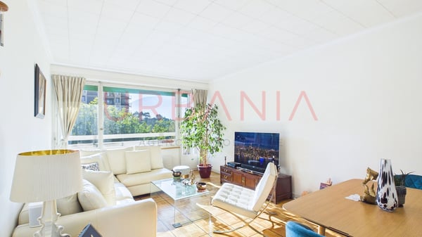 Lumieux appartement de 4 pièces en étage élevé au coeur de Champel 2